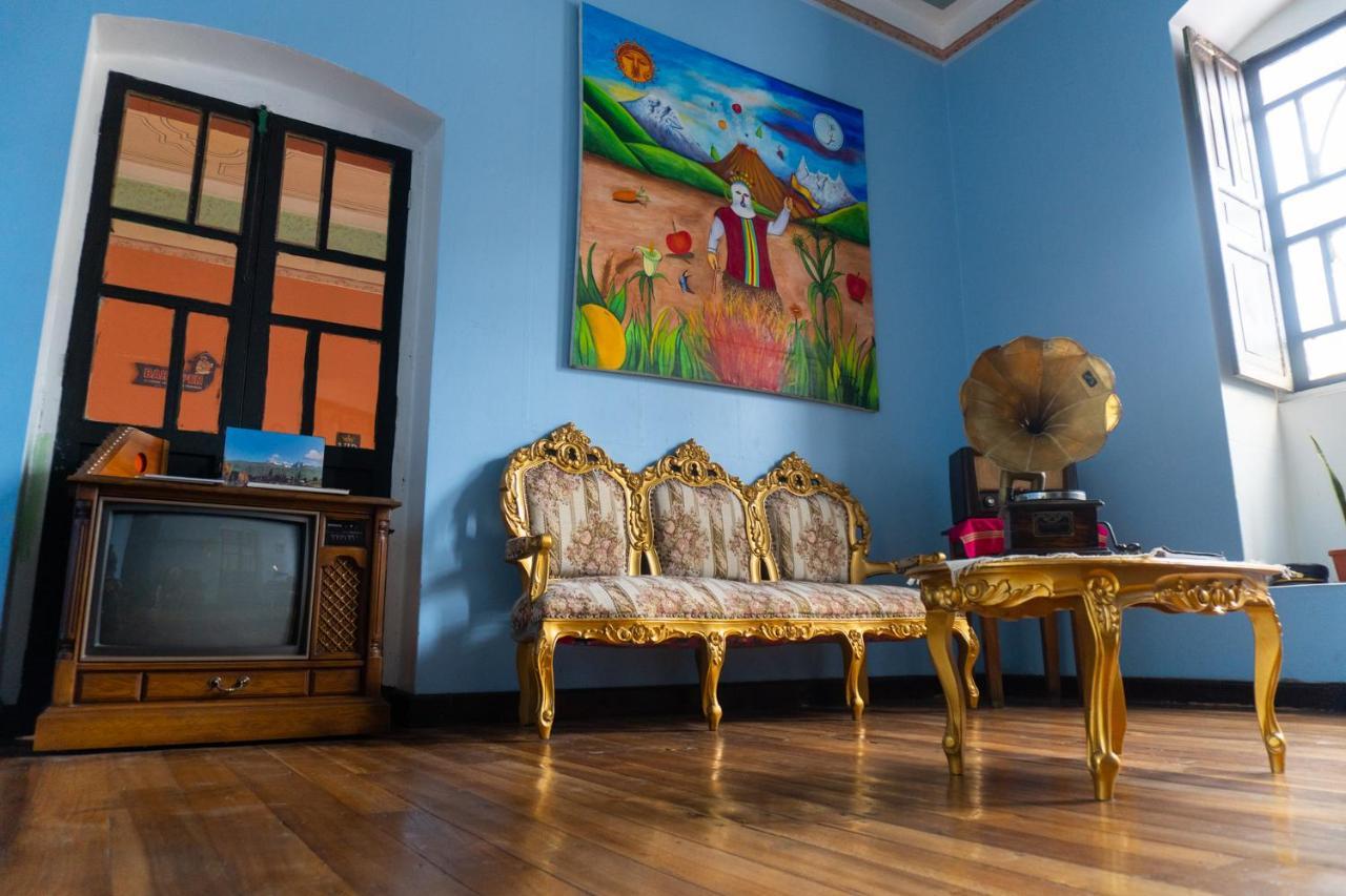 Villa Bonita Hostel Ріобамба Екстер'єр фото
