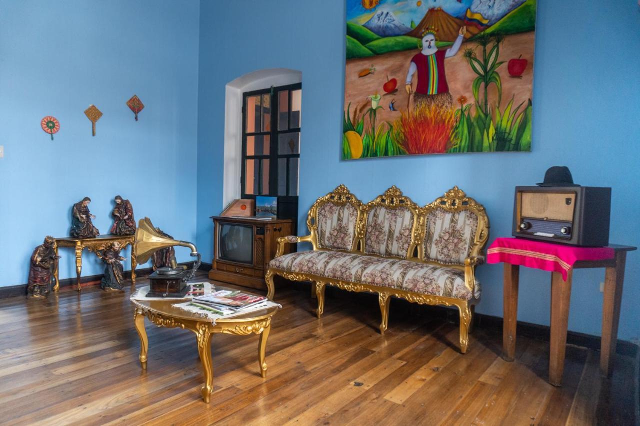Villa Bonita Hostel Ріобамба Екстер'єр фото